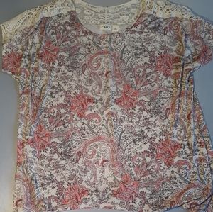 Pink and floral design shirt w/ white lace